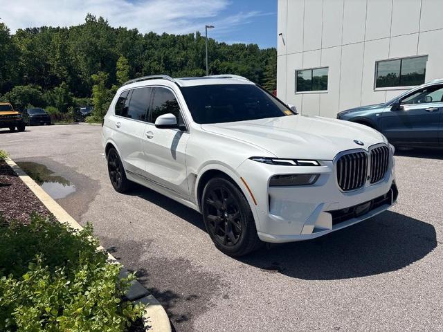 2025 BMW X7 xDrive40i