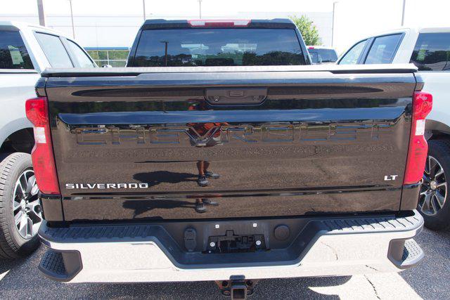 2023 Chevrolet Silverado 1500 4WD Crew Cab Short Bed LT with 2FL