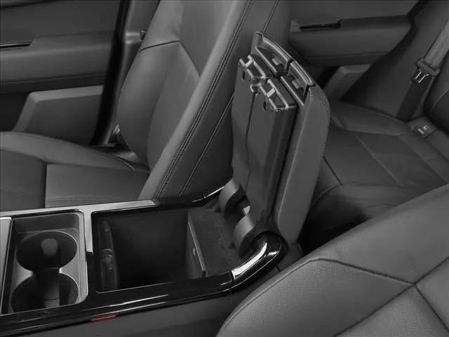 2026 Land Rover Range Rover Velar Belgravia Edition