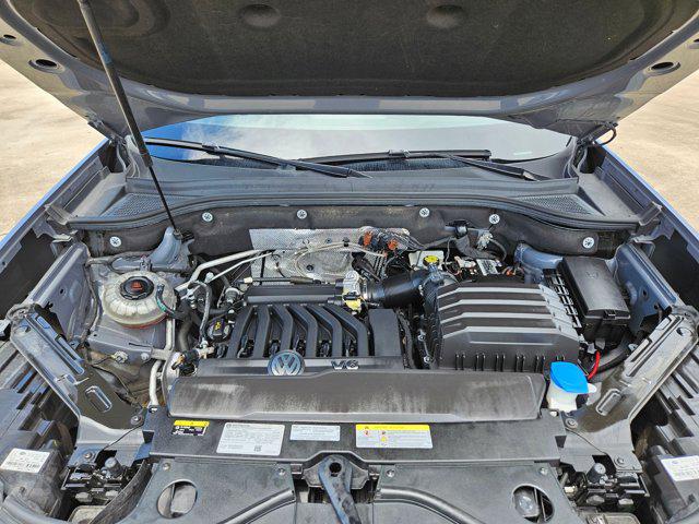 2022 Volkswagen Atlas Cross Sport 3.6L V6 SE w/Technology