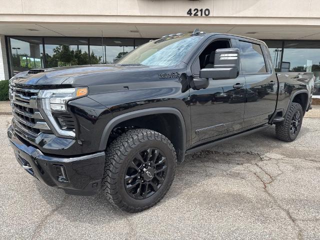 2025 Chevrolet Silverado 2500HD 4WD Crew Cab Standard Bed High Country