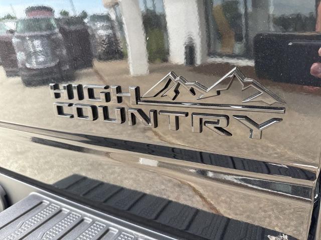 2025 Chevrolet Silverado 2500HD 4WD Crew Cab Standard Bed High Country