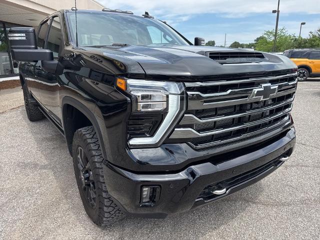 2025 Chevrolet Silverado 2500HD 4WD Crew Cab Standard Bed High Country