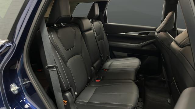2024 INFINITI QX60 LUXE AWD