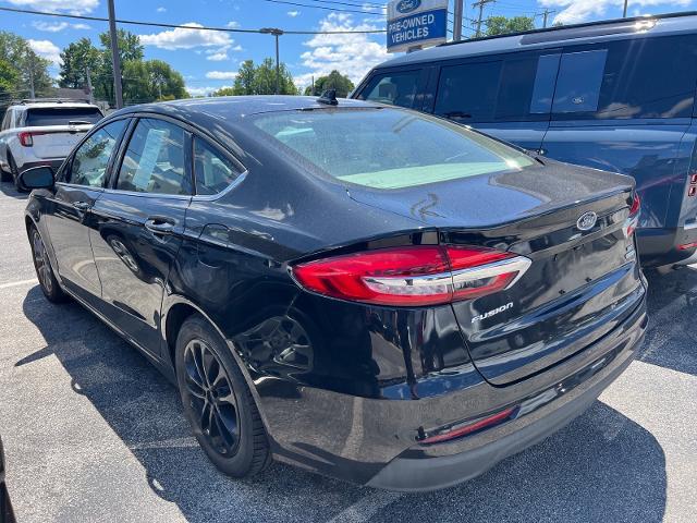 2020 Ford Fusion SE