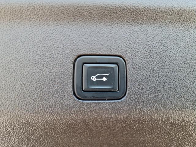 2021 GMC Yukon 2WD SLT