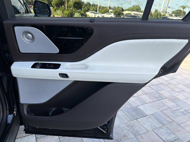 2024 Lincoln Aviator Black Label