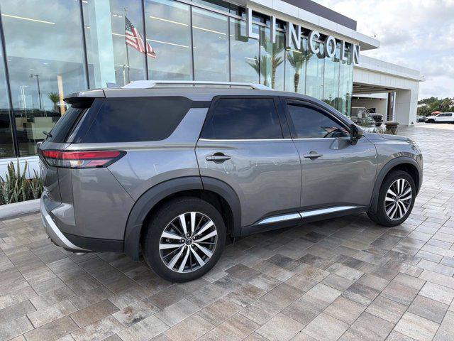 2022 Nissan Pathfinder Platinum 4WD
