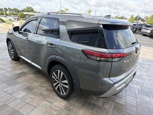 2022 Nissan Pathfinder Platinum 4WD