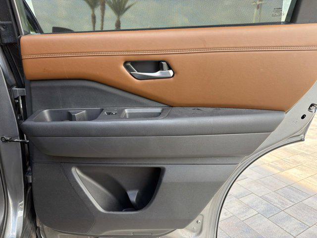 2022 Nissan Pathfinder Platinum 4WD