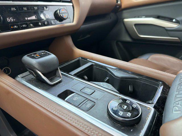 2022 Nissan Pathfinder Platinum 4WD