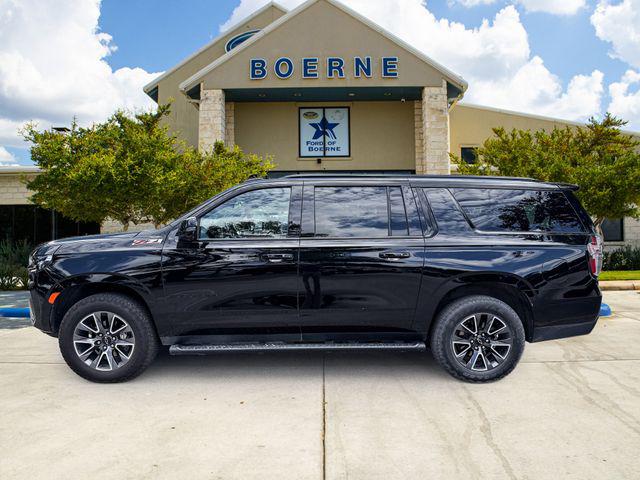 2022 Chevrolet Suburban 4WD Z71