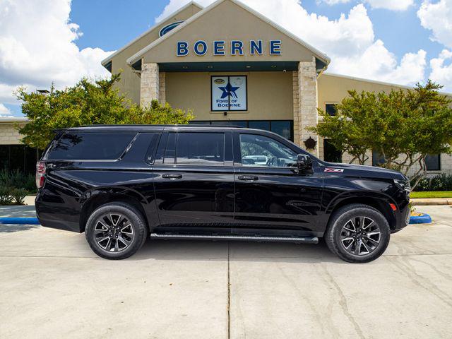 2022 Chevrolet Suburban 4WD Z71