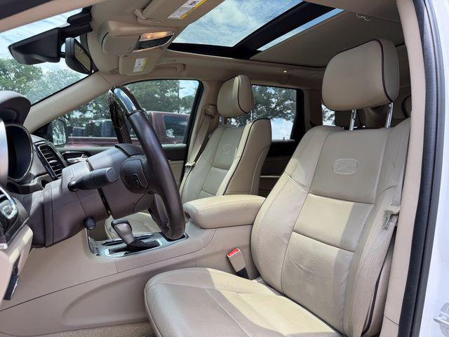 2019 Jeep Grand Cherokee Overland 4x2