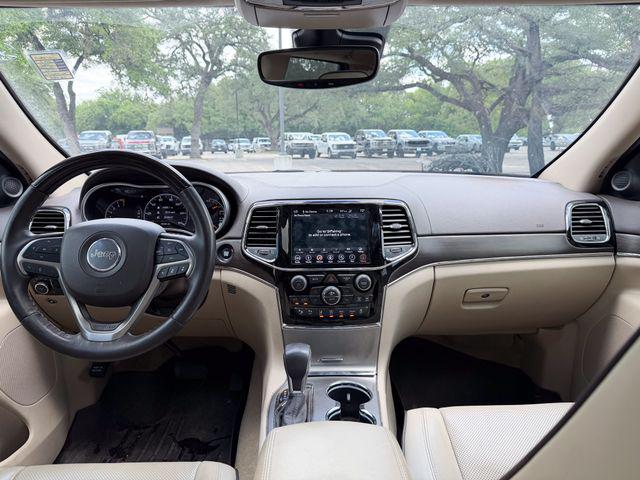 2019 Jeep Grand Cherokee Overland 4x2