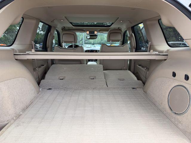 2019 Jeep Grand Cherokee Overland 4x2