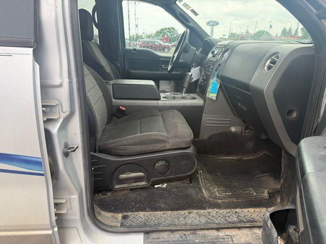 2005 Ford F-150 XLT