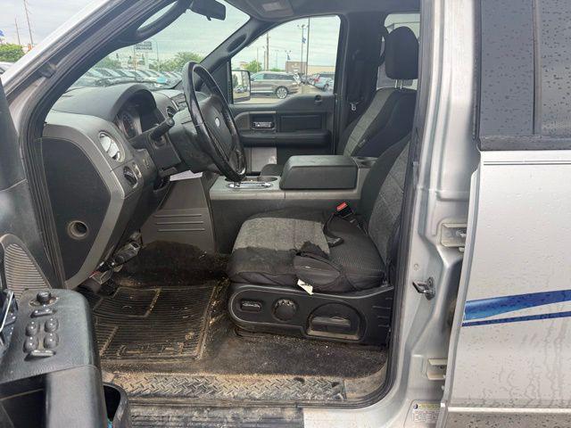 2005 Ford F-150 XLT