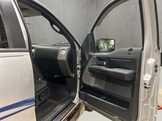 2005 Ford F-150 XLT