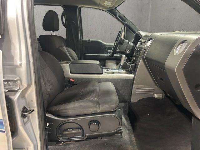 2005 Ford F-150 XLT