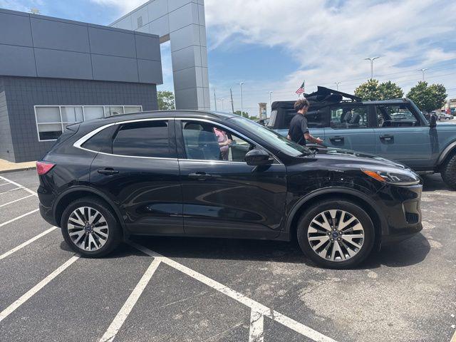2021 Ford Escape Titanium
