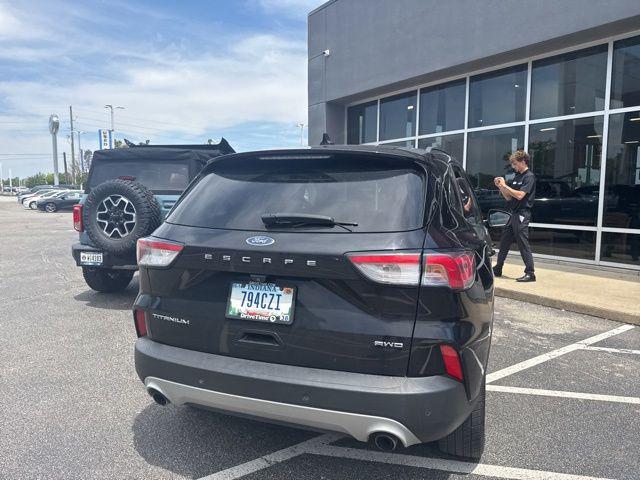 2021 Ford Escape Titanium