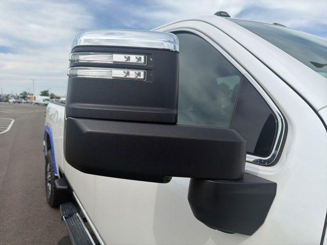 2024 GMC Sierra 3500HD 4WD Crew Cab Standard Bed SLT