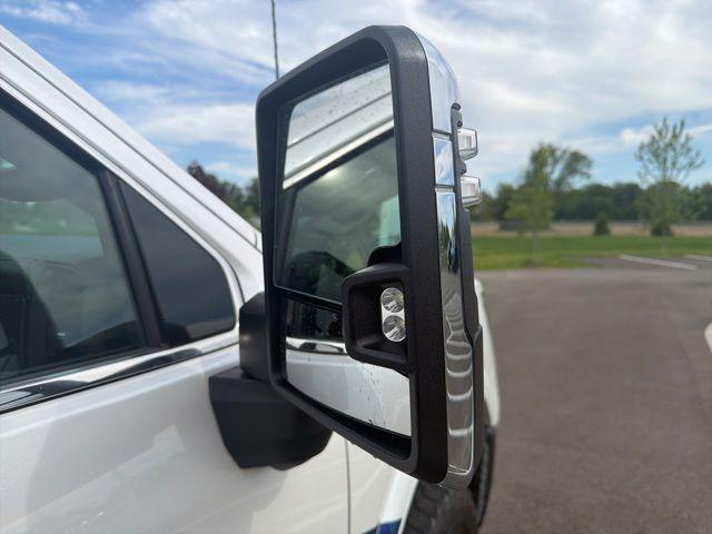 2024 GMC Sierra 3500HD 4WD Crew Cab Standard Bed SLT