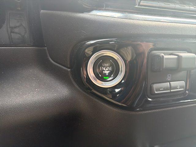 2024 GMC Sierra 3500HD 4WD Crew Cab Standard Bed SLT