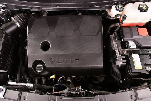 2023 Chevrolet Traverse AWD LT Cloth