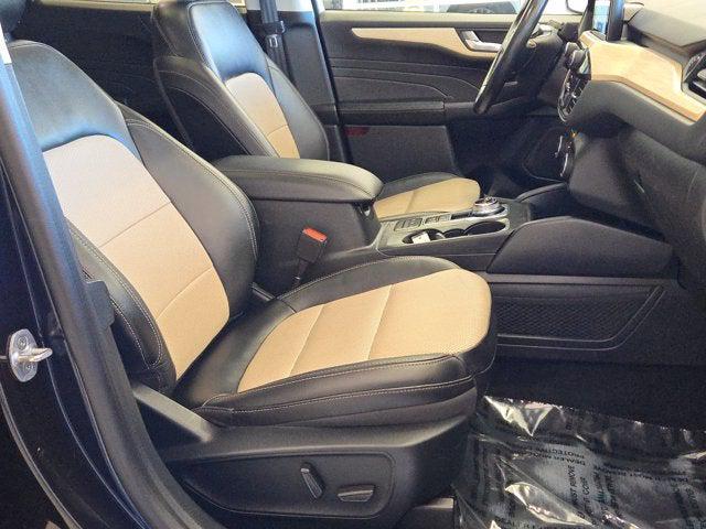 2021 Ford Escape Titanium Hybrid