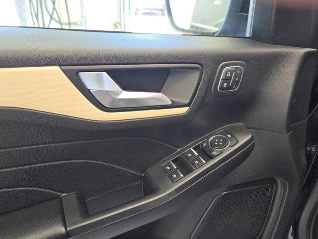 2021 Ford Escape Titanium Hybrid