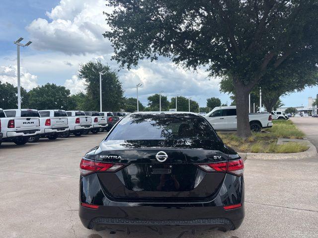 2022 Nissan Sentra SV Xtronic CVT