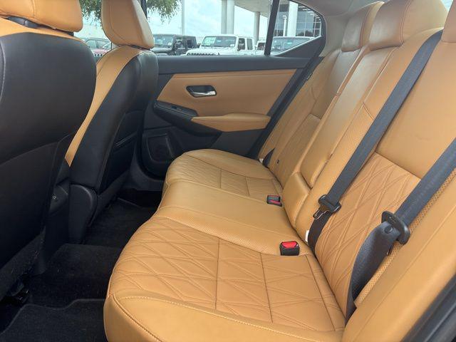 2022 Nissan Sentra SV Xtronic CVT
