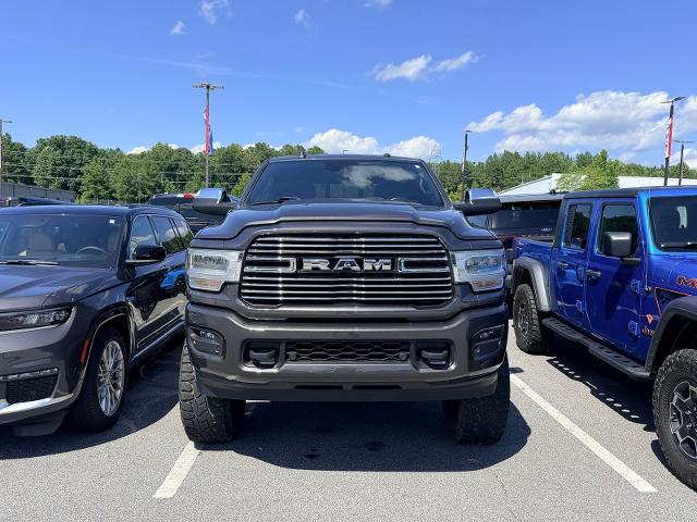 2022 Ram 3500 Laramie Crew Cab 4x4 64 Box
