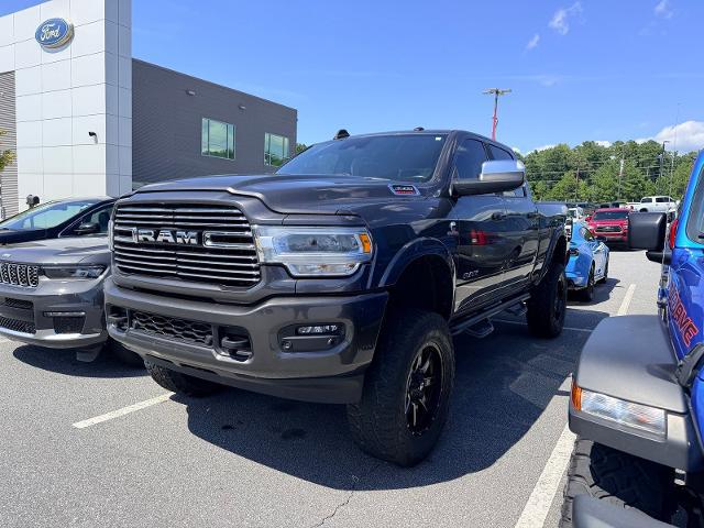 2022 Ram 3500 Laramie Crew Cab 4x4 64 Box