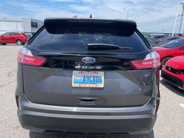 2021 Ford Edge SE