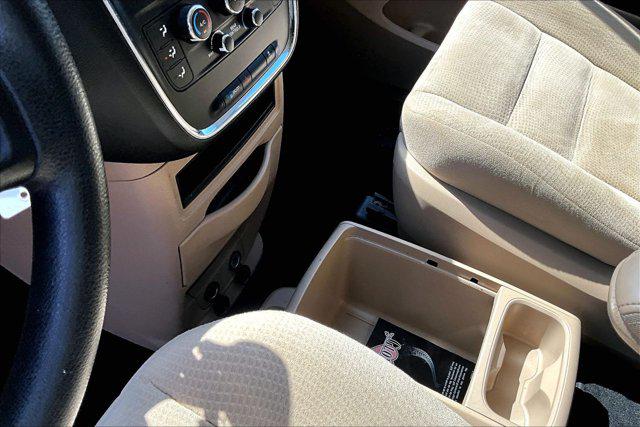 2014 Dodge Grand Caravan SE