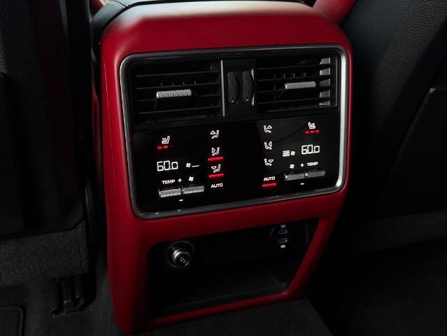 2021 Porsche Cayenne GTS