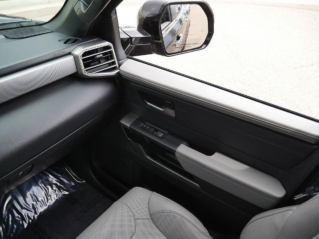 2026 Toyota Tundra Limited CrewMax 5.5' Bed