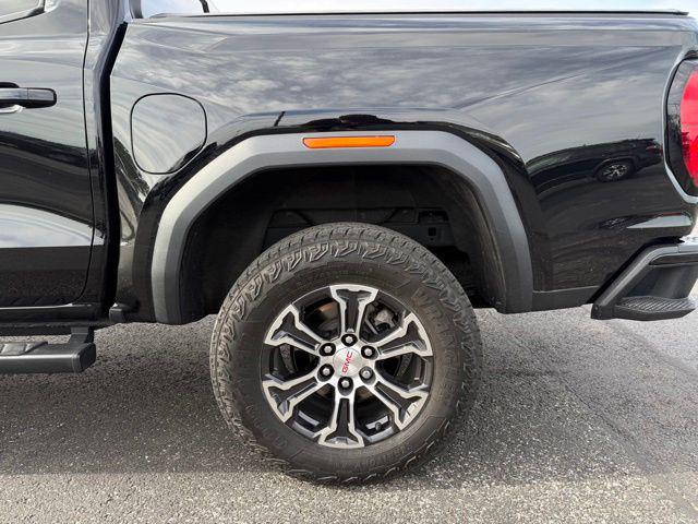 2024 GMC Canyon 4WD AT4