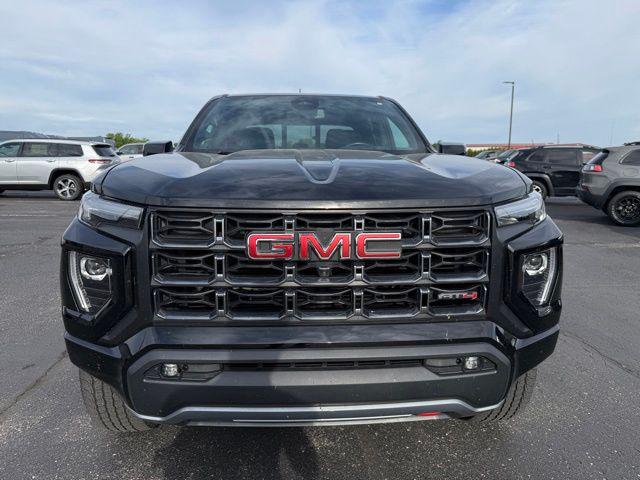 2024 GMC Canyon 4WD AT4