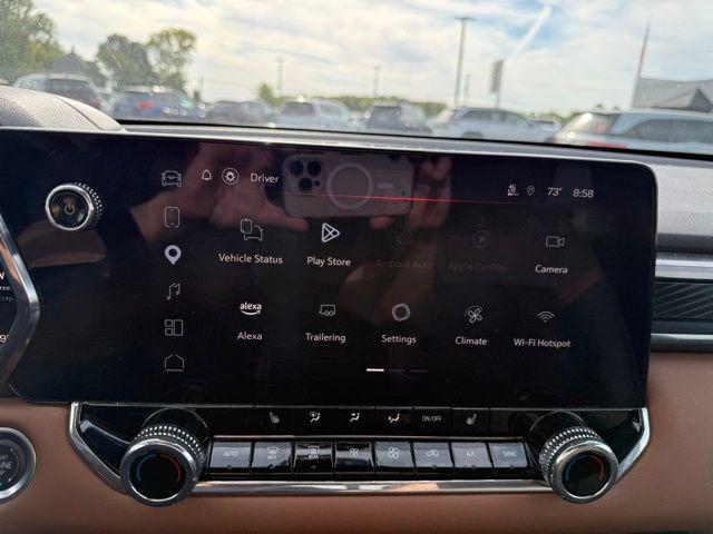 2024 GMC Canyon 4WD AT4