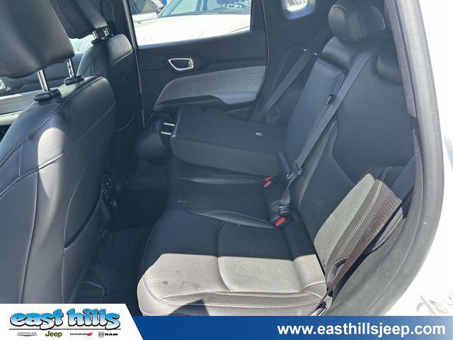 2023 Jeep Compass Latitude Lux FWD