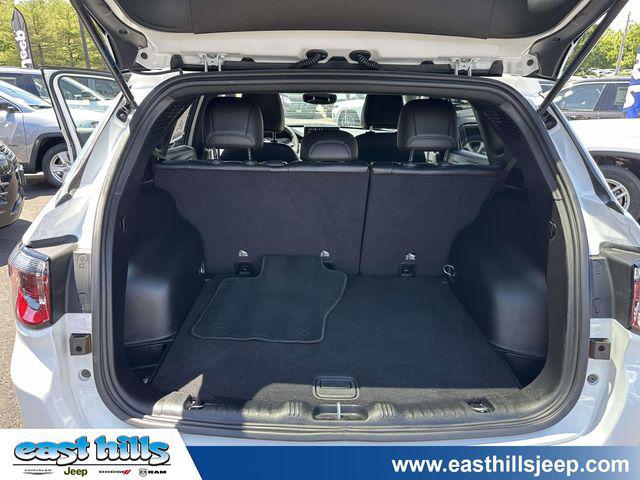 2023 Jeep Compass Latitude Lux FWD