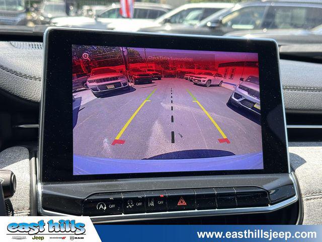 2023 Jeep Compass Latitude Lux FWD