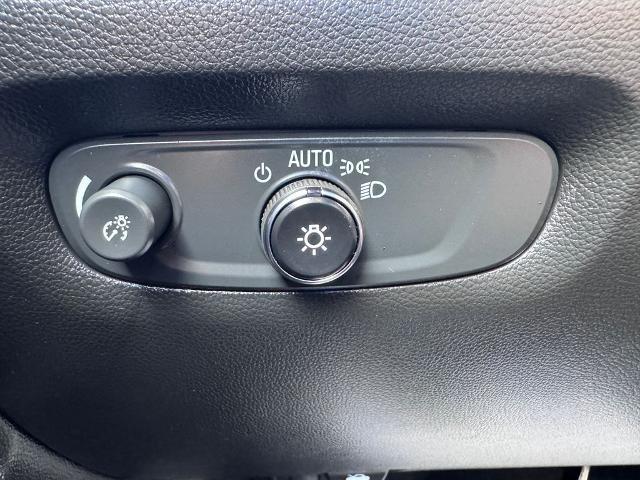 2023 Chevrolet Traverse AWD Premier