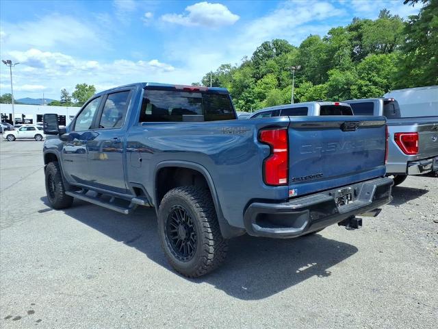 2025 Chevrolet Silverado 2500HD 4WD Crew Cab Standard Bed LT