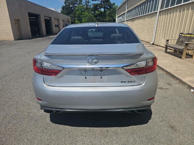 2017 Lexus ES 350 Base