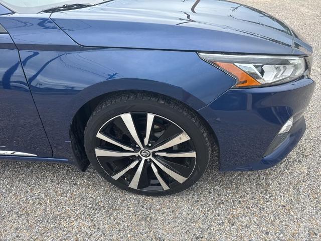 2020 Nissan Altima SR FWD